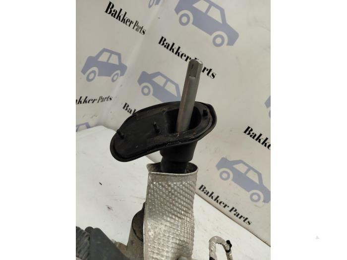 Servostyrningsbox från en Land Rover Range Rover Evoque (LVJ/LVS) 2.0 D 150 16V 5-drs. 2018