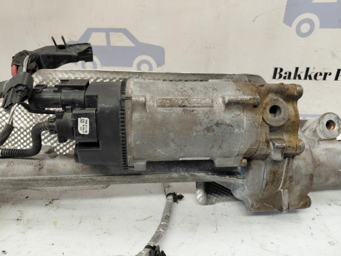 Servostyrningsbox från en Land Rover Range Rover Evoque (LVJ/LVS) 2.0 D 150 16V 5-drs. 2018