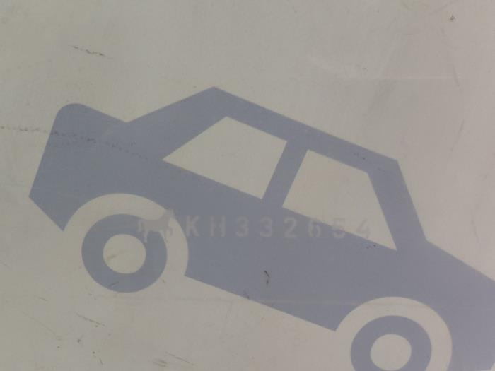 Dörrfönster, 4-dörrars, höger bak från en Land Rover Range Rover Evoque (LVJ/LVS) 2.0 D 150 16V 5-drs. 2018