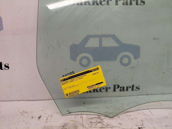 Dörrfönster, 4-dörrars, höger bak från en Land Rover Range Rover Evoque (LVJ/LVS) 2.0 D 150 16V 5-drs. 2018