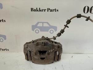 Używane Zacisk hamulcowy prawy przód Jaguar XF (CC9) 3.0 D V6 24V Cena € 125,00 Procedura marży oferowane przez Bakker Parts