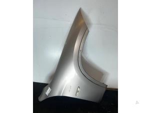 Begagnade Framskärm, höger BMW X1 (E84) Pris € 199,99 Marginaltabell erbjuds av JCR Janssen Car Recycling