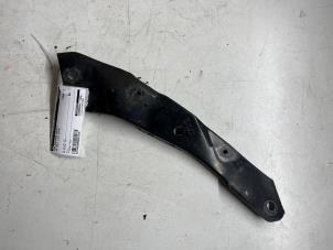 Begagnade Strålkastarram, höger Volkswagen Golf VI (5K1) 1.4 TSI 160 16V Pris € 12,00 Marginaltabell erbjuds av JCR Janssen Car Recycling