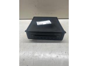 Begagnade CD-växlare Volkswagen Sharan (7N) 1.4 TSI 16V Pris € 35,00 Marginaltabell erbjuds av JCR Janssen Car Recycling