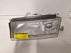 Gebruikte Koplamp links Skoda Octavia Prijs € 42,35 Inclusief btw aangeboden door Autodemontagebedrijf W. de Laat