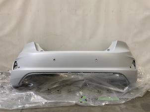 Begagnade Bakre stötfångare Ford Fiesta 7 Pris € 180,00 Inklusive moms erbjuds av Auto Recycling Brabant