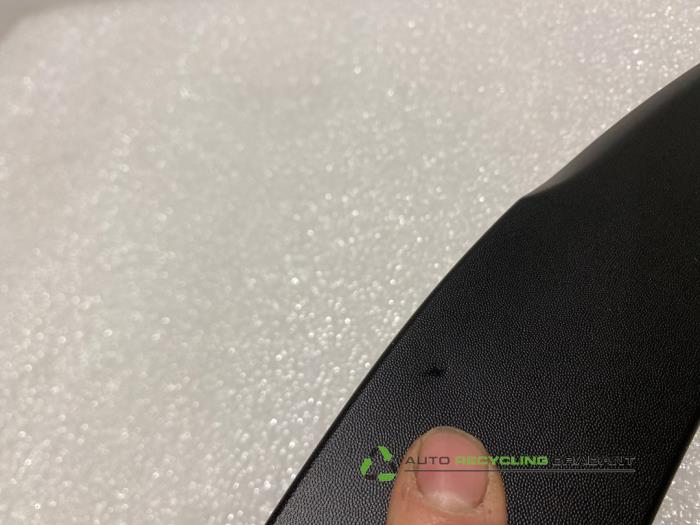 Spatbord Lijst van een Renault Captur (2R)  2018