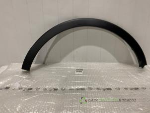 Gebruikte Spatbord Lijst Renault Captur (2R) Prijs € 40,00 Inclusief btw aangeboden door Auto Recycling Brabant