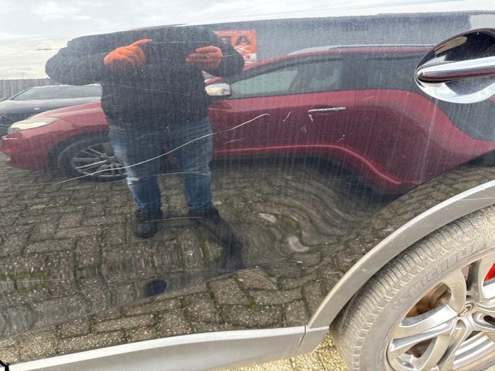 Bakdörr, 4-dörrars, vänster från en Mazda CX-5 I (KE,GH) 2.2 SkyActiv-D 16V 2WD 2013