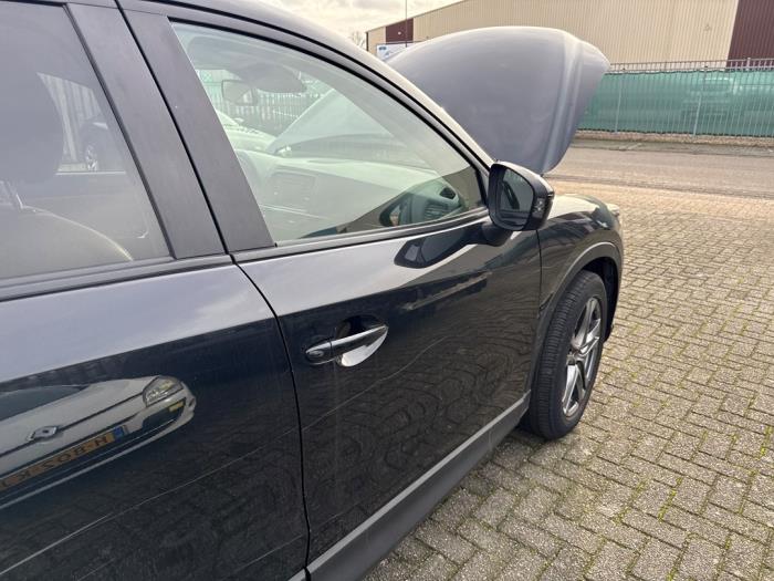 Framdörr, 4-dörrars, höger från en Mazda CX-5 I (KE,GH) 2.2 SkyActiv-D 16V 2WD 2013