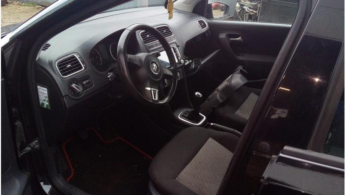 Volkswagen Polo V 1.2 TDI 12V BlueMotion Sloopvoertuig (2012, Zwart)