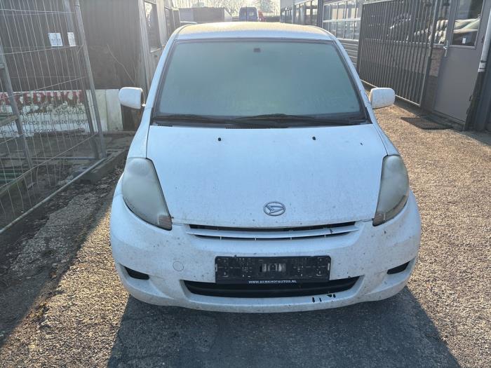 Daihatsu Sirion 2 1.0 12V DVVT Sloopvoertuig (2008, Wit)