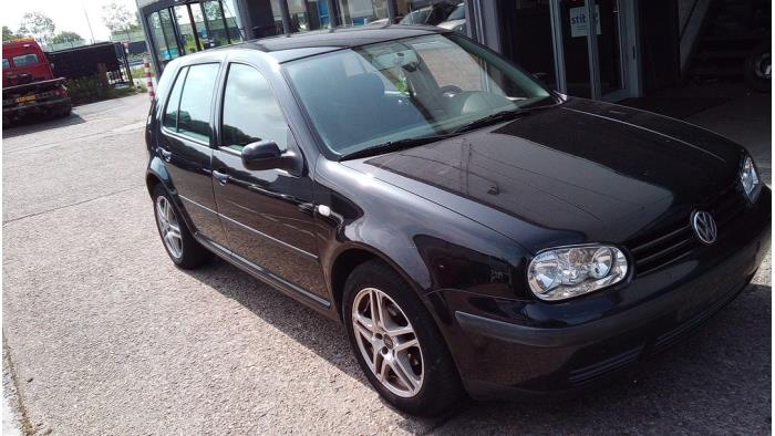 Volkswagen Golf IV 1.6 16V Sloopvoertuig (2002, Zwart)
