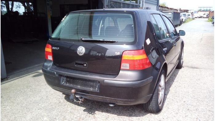 Volkswagen Golf IV 1.6 16V Sloopvoertuig (2002, Zwart)