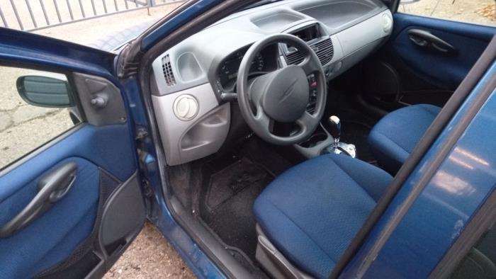 Fiat Punto II 1.2 16V Skrotfordon (2000, BLAUW)