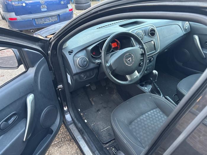 Dacia Sandero II 0.9 TCE 12V Sloopvoertuig (2016, Zwart)