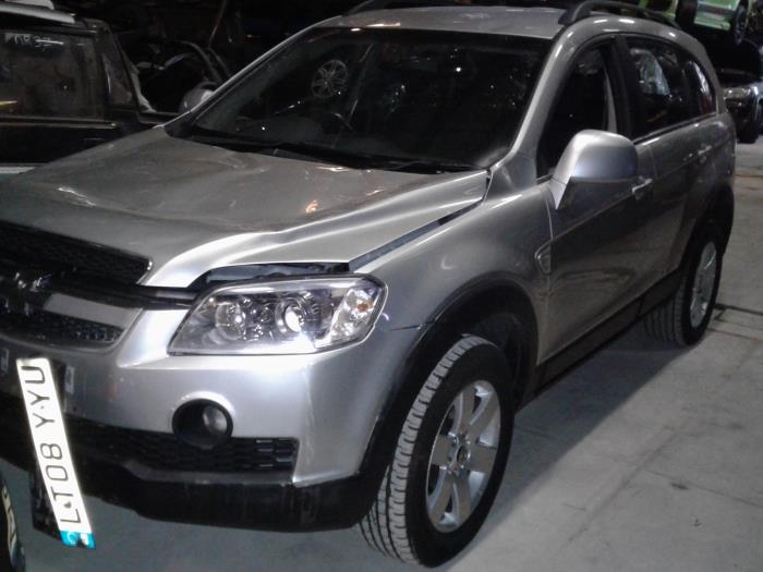 Chevrolet Captiva 2.0 CDTI 16V 150 4x4 Sloopvoertuig (2008, Zilver)