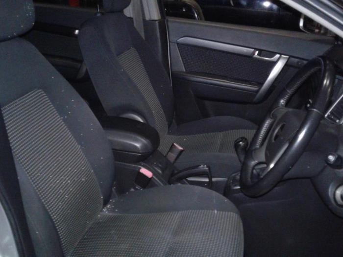 Chevrolet Captiva 2.0 CDTI 16V 150 4x4 Sloopvoertuig (2008, Zilver)