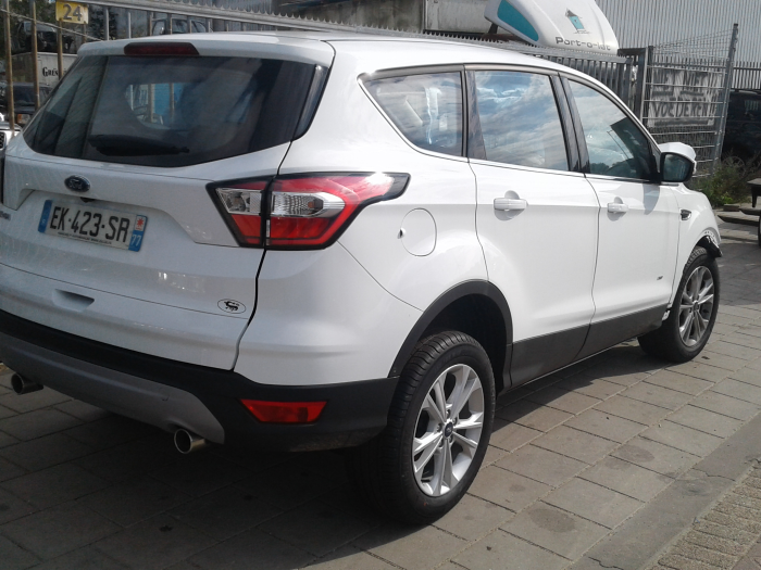 Ford Kuga II 2.0 TDCi 16V 150 4x4 Skrotfordon (2017, WIT)