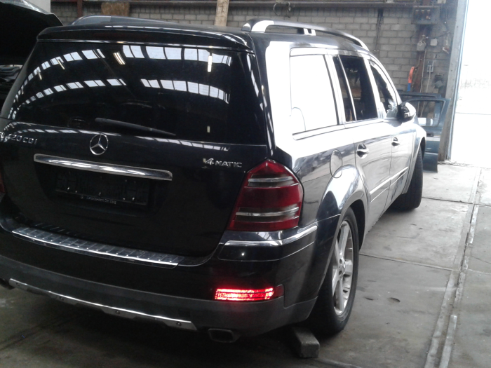 Mercedes GL 4.0 GL 420 CDI V8 32V Sloopvoertuig (2008, Zwart)
