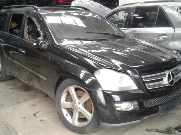 Mercedes GL 4.0 GL 420 CDI V8 32V Sloopvoertuig (2008, Zwart)