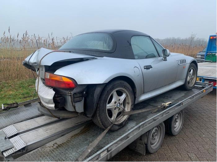 BMW Z3 Roadster 2.8 24V Skrotfordon (1998, GRIJS)
