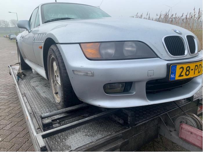 BMW Z3 Roadster 2.8 24V Skrotfordon (1998, GRIJS)