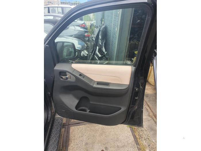 Nissan Pathfinder 3.0 dCi 24V 4x4 Sloopvoertuig (2012, Zwart)