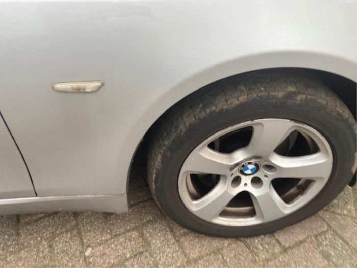 BMW 5 serie Touring 525d 24V Skrotfordon (2009, GRIJS)