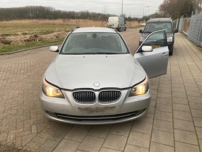 BMW 5 serie Touring 525d 24V Skrotfordon (2009, GRIJS)