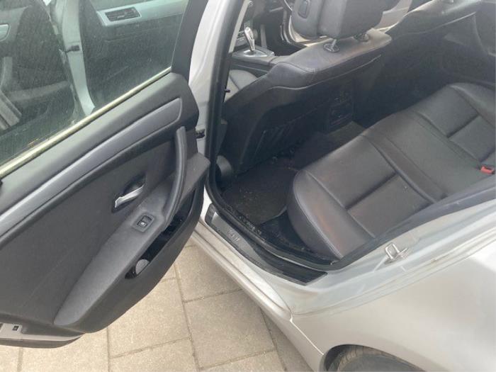 BMW 5 serie Touring 525d 24V Skrotfordon (2009, GRIJS)