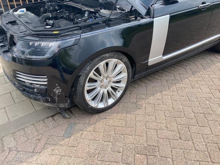 Landrover Range Rover L405 Skrotfordon (2018, ZWART)
