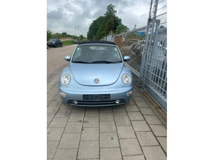 Volkswagen New Beetle 1.6 Damaged vehicle (2004, Blue)