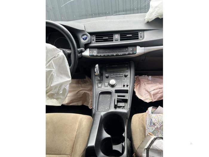 Lexus CT 200h 1.8 16V Skrotfordon (2011, ZWART)