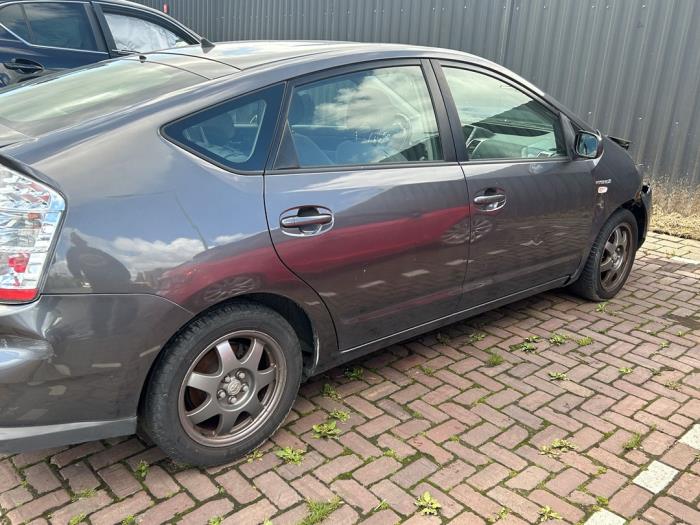 Toyota Prius 1.5 16V Skrotfordon (2008, GRIJS)