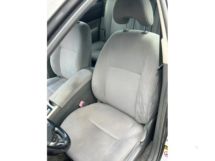 Toyota Prius 1.5 16V Skrotfordon (2008, GRIJS)