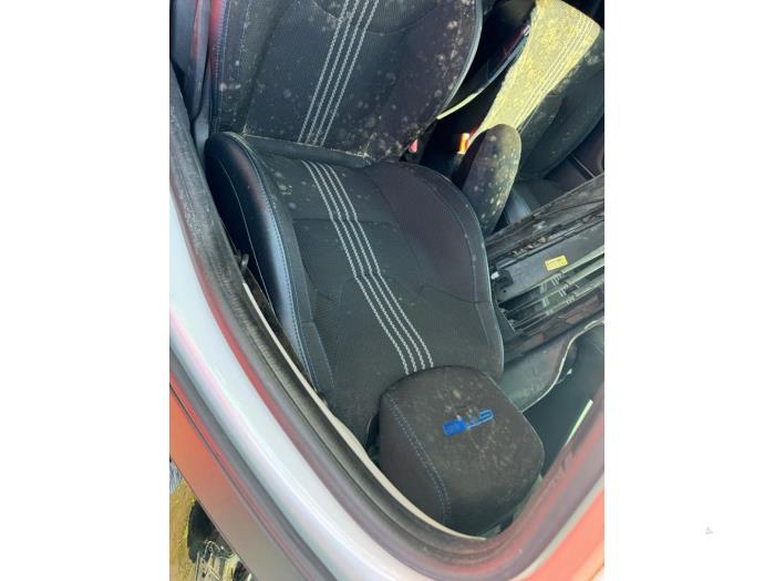 Renault Clio IV 0.9 Energy TCE 90 12V Skrotfordon (2014, WIT)