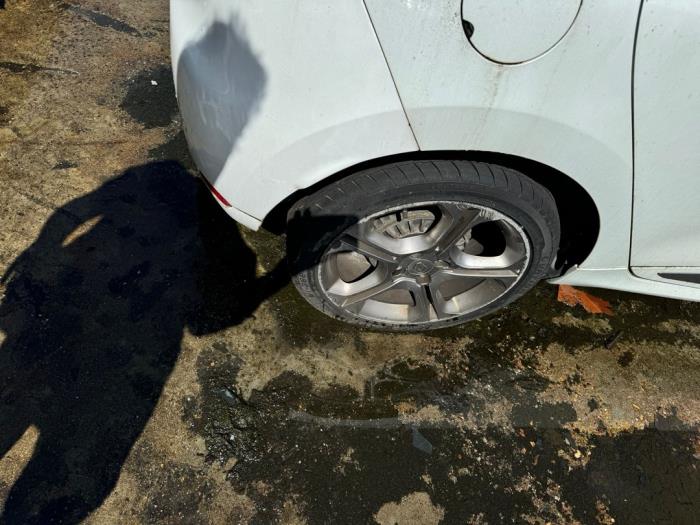 Renault Clio IV 0.9 Energy TCE 90 12V Skrotfordon (2014, WIT)