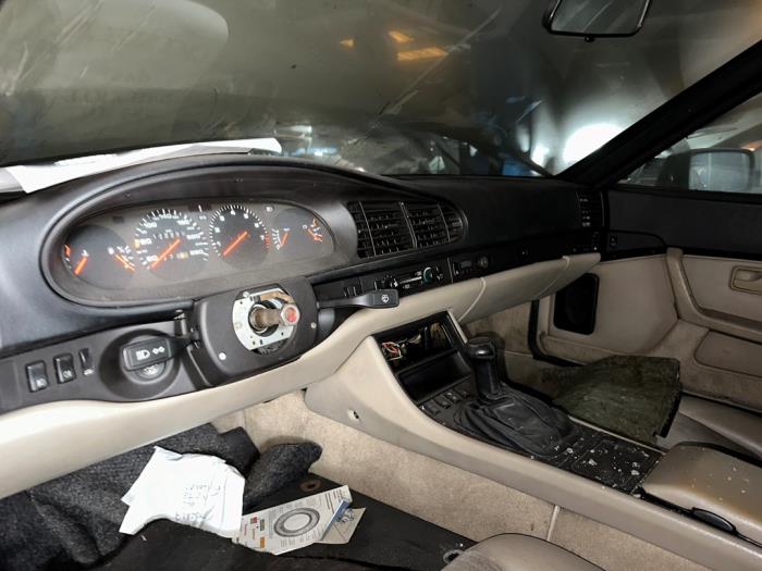 Porsche 944 2.5 S 16V Samochód złomowany (1987)