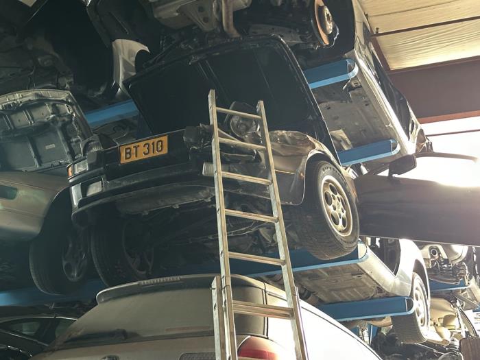 Porsche 944 2.5 S 16V Samochód złomowany (1987)