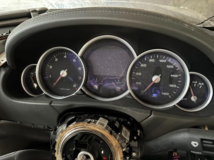 Porsche Cayenne 4.5 V8 32V Turbo Skrotfordon (2006)