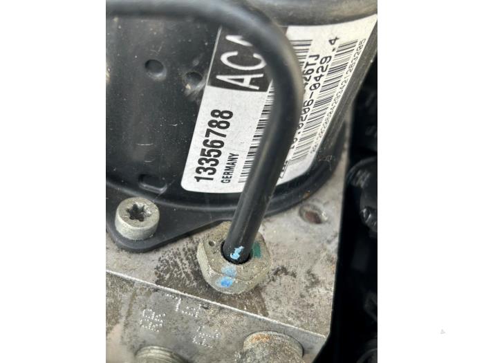 Chevrolet Orlando 2.0 D 16V Sloopvoertuig (2012, Wit)