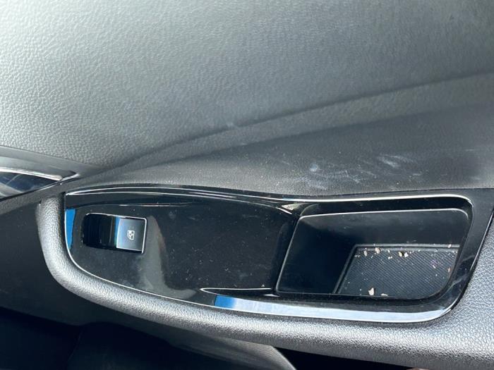 Chevrolet Orlando 2.0 D 16V Sloopvoertuig (2012, Wit)