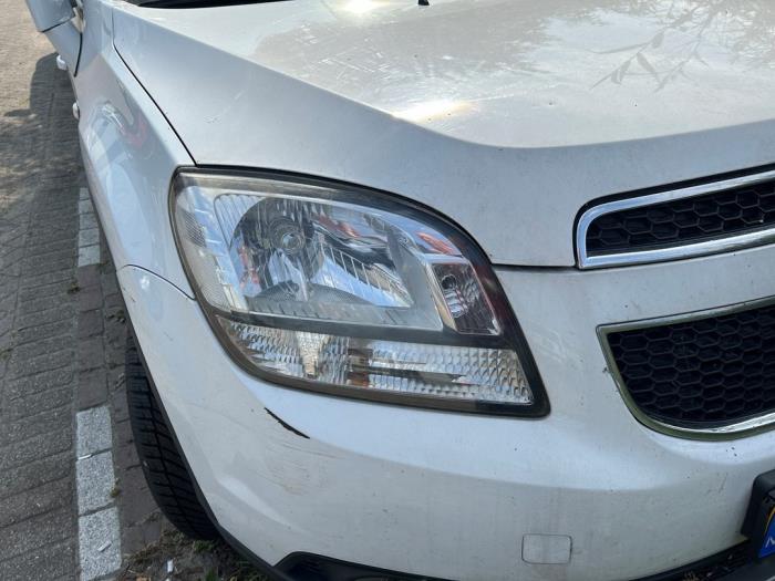 Chevrolet Orlando 2.0 D 16V Sloopvoertuig (2012, Wit)