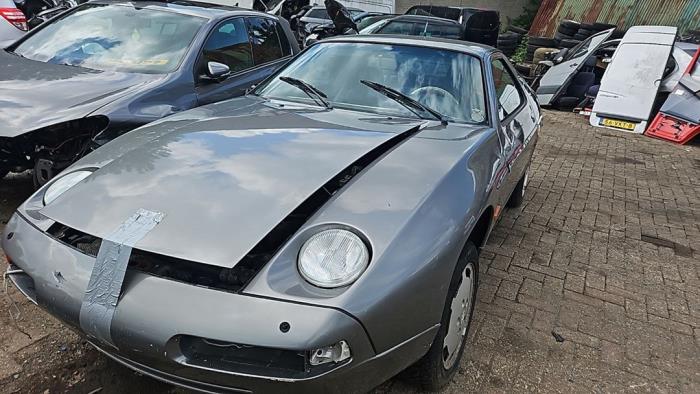 Porsche 928 5.0 S4 32V Sloopvoertuig (1988, Grijs)