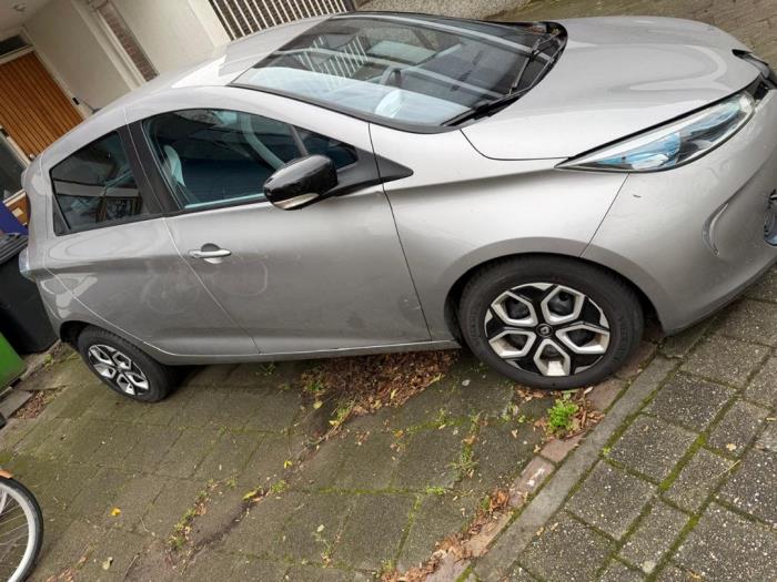 Renault Zoé 46kW Samochód złomowany (2013, Szary)