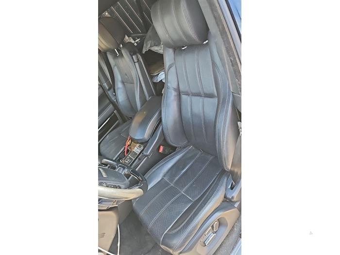 Landrover Range Rover Sport 5.0 V8 32V Supercharged Samochód złomowany (2014, Czarny)