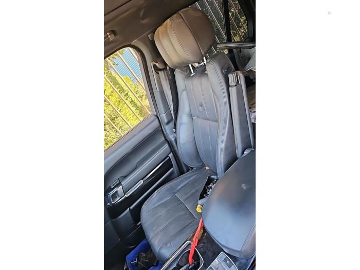 Landrover Range Rover Sport 5.0 V8 32V Supercharged Samochód złomowany (2014, Czarny)