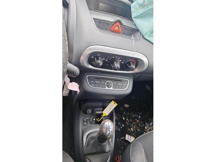 Renault Wind 1.2 16V TCE Sloopvoertuig (2011, Wit)