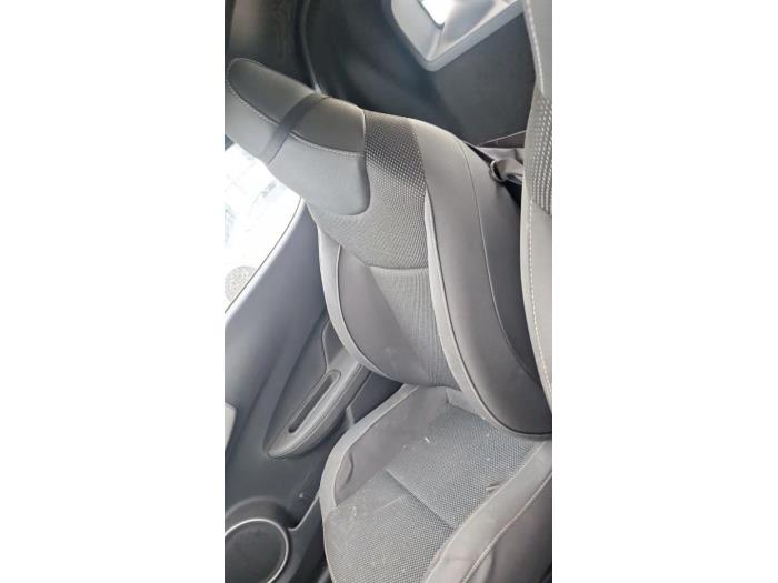 Renault Wind 1.2 16V TCE Sloopvoertuig (2011, Wit)